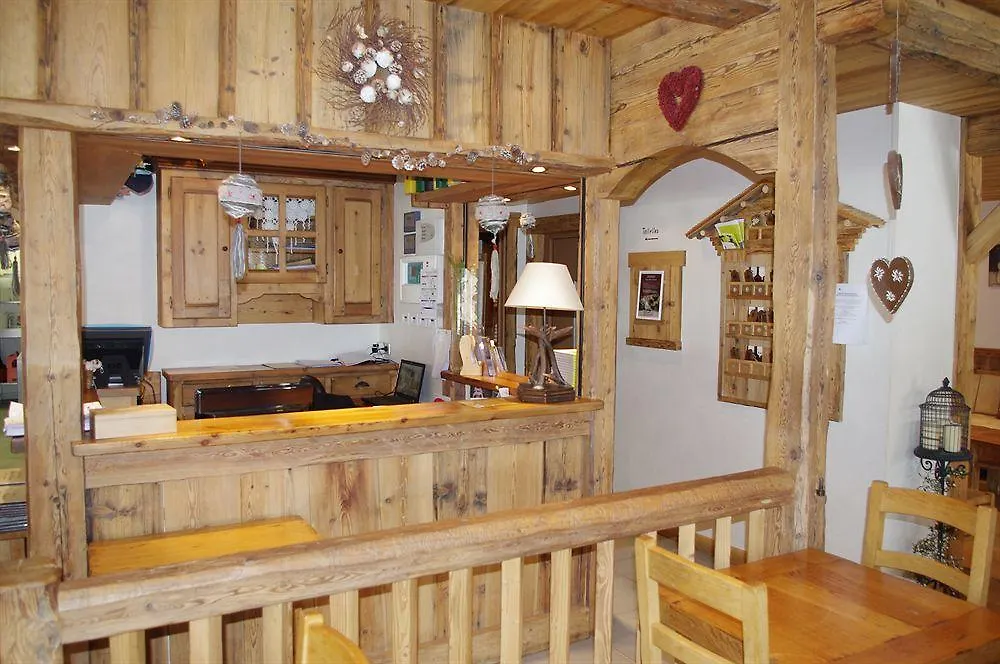 ***  Logis La Croix-Saint-Maurice Hotel Le Grand-Bornand France