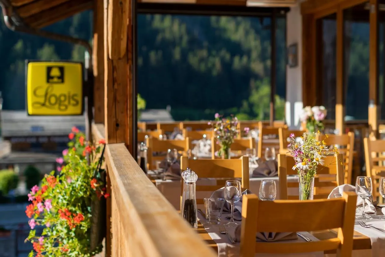 Logis La Croix-Saint-Maurice Hotel Le Grand-Bornand 3*,  France
